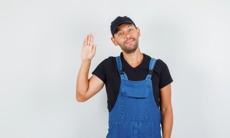 Работни облекла от деним – където стилът среща здравината и комфорта